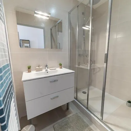 Appartement Pieds A Terre Part-dieu 4 People Air-conditioned *